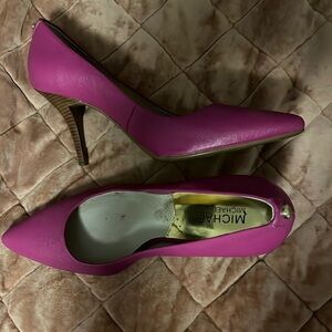 Sexy hot pink heels.